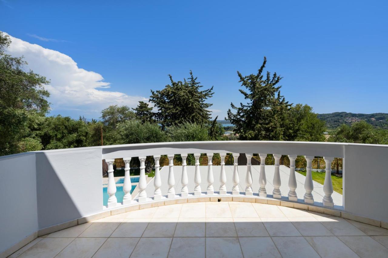 Playia Villas I Petrití Esterno foto